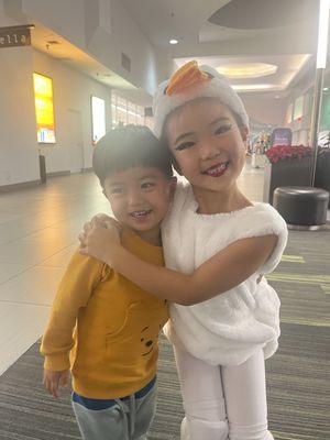 Jun Lu Performing Arts Academy