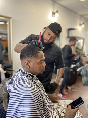 Loyalty Kutz & Stylez