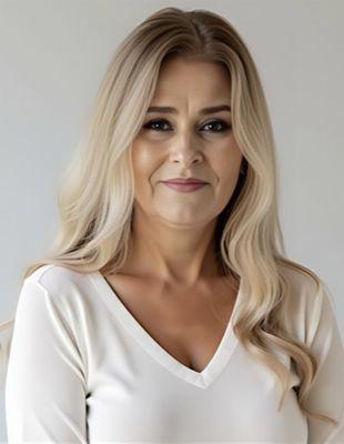 Lisa Sebren - Fathom Realty