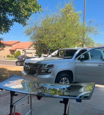 Za's Auto Glass Professionals