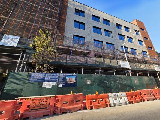 New construction rising in the heart of The Bronx! Vista Elevator Tech is on site, making sure every ride is safe, smooth, and reliable.