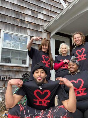 Screen printing shirts