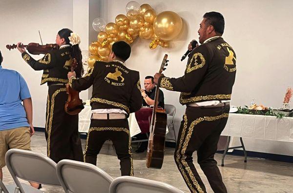 Mi Mariachi Viva Mexico