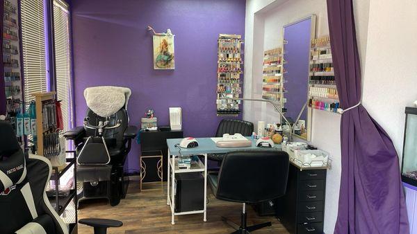 KelleyNailedIt Nails and Pedicures