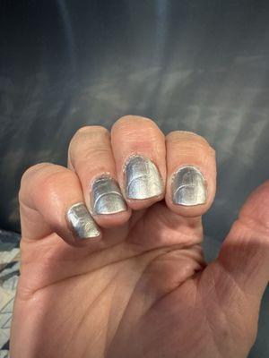 Damaged fingernails