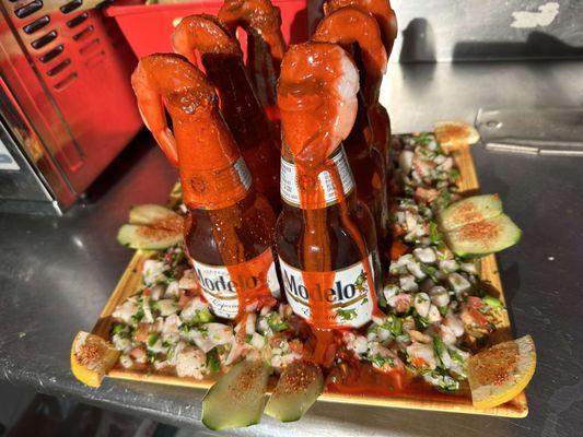 Botana Boracha
Your choice beer with shrimp ceviche