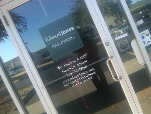 Wes Bennett - Edward Jones