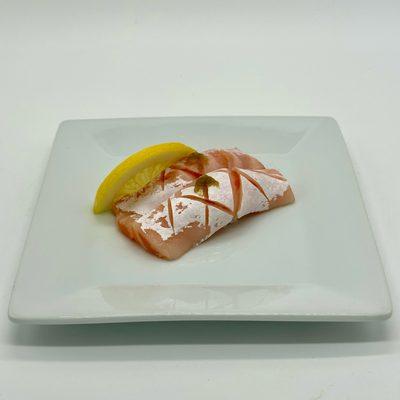 Scottish Atlantic Salmon Belly Nigiri Sushi
Farmed, Scotland.