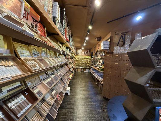 En Fuego Tobacco Shop