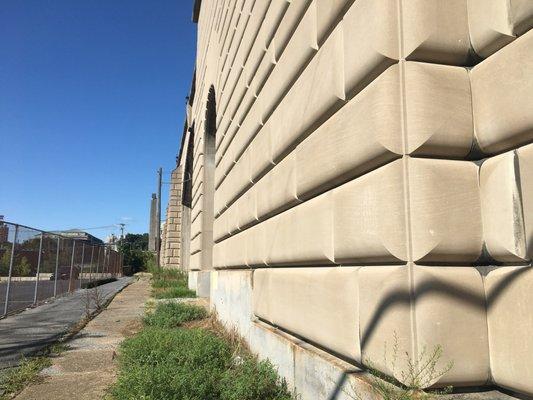 Srate Street Bridge Also Knows As Sodiers And Sailors Bridge