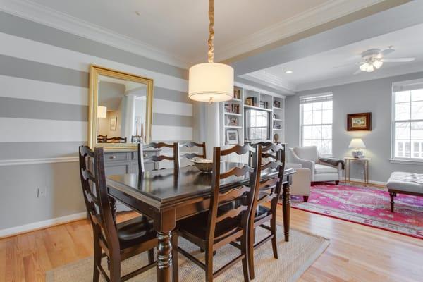 Gorgeous Dining/Living Room