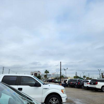 Lighthouse Cruise Parking