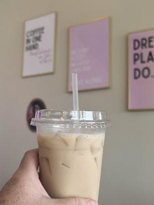 Gallery wall and caramel apple latte