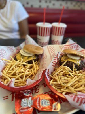 Freddy's Frozen Custard & Steakburgers