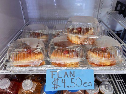 Wow!! I bought one of this incredible! I am a big Flan lover and it did not disappoint ‼