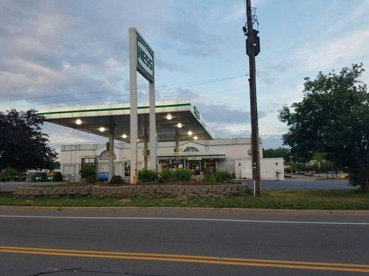 I don't like when Starlight hesses at me