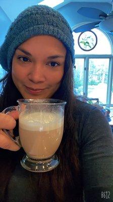 Tomando mi café después de hacer mi impuesto en Zigma tax