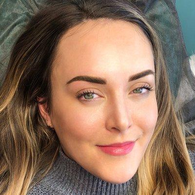 Powder Brow treatment makes your look amazing! The result lasts up to 3 years.