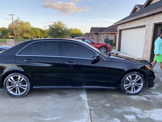 De Leon's Lawn care & Tree Trimming Services