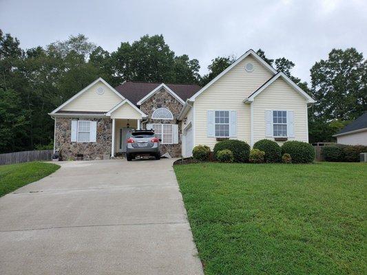 Four Seasons Roofing And Exteriors