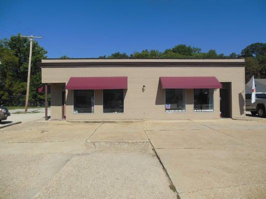 Hardecke Real Estate-227 West Main Street, Steelville, MO 65565