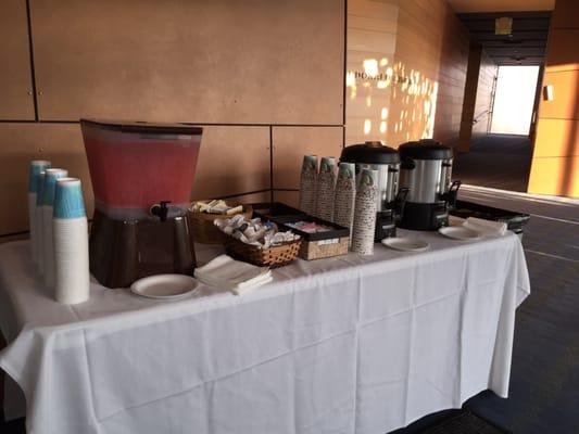 Coffee, tea, and juice. Mmmmm mmmm good