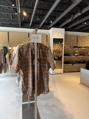 Burberry Outlet