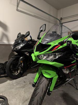 ZX-6R parked in garage