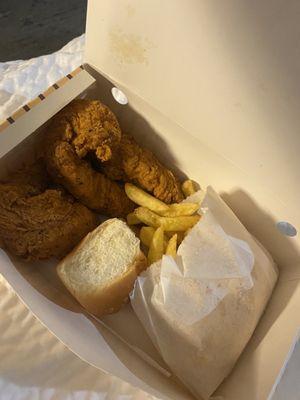Louisiana Famous Fried Chicken And Seafood