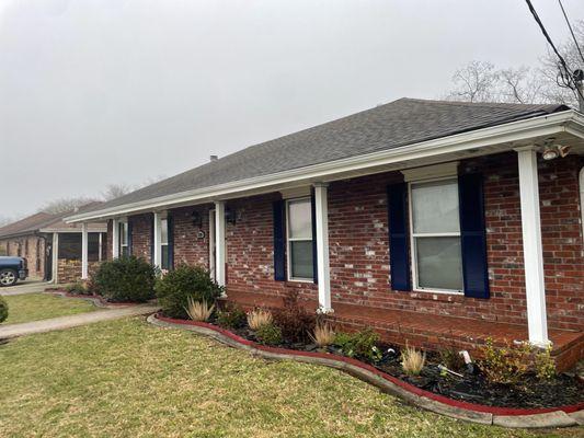 Pressure washing service