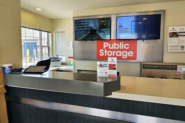 Public Storage