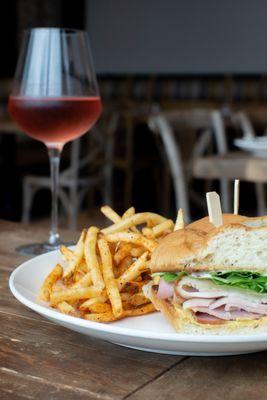 Light, healthy choices to delectable comfort foods.