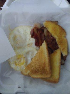 Breakfast to go! Good and friendly service.... Definitely a great place to try out