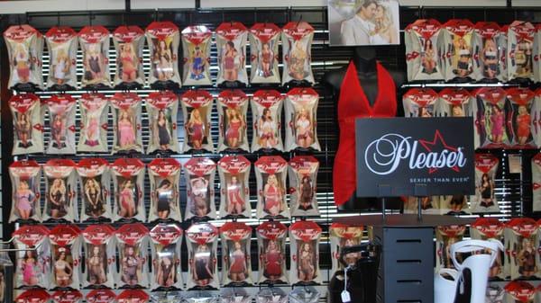 We help our customers coordinate a complete romantic experience by offering the highest quality products ranging from lingerie,