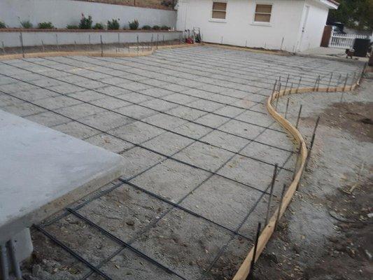 D Lowry Construction