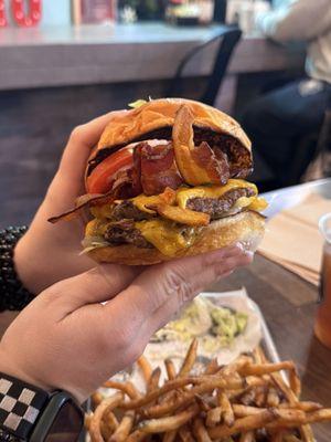 Surfin' Betty's Burger Bar