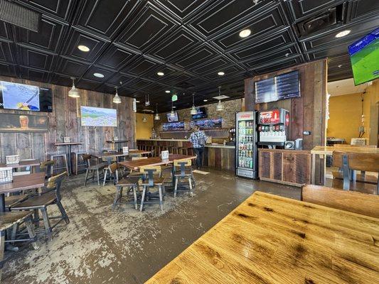 all the taps of beer & cider