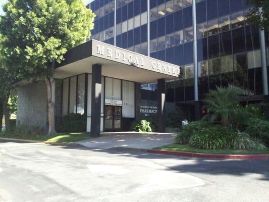 Warner Victory Pharmacy