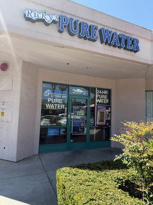 Ricky's Pure Water