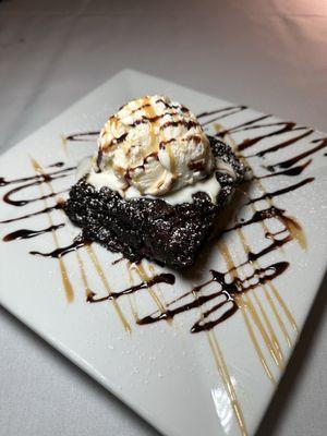 La Famiglia Ristorante & Pizzeria