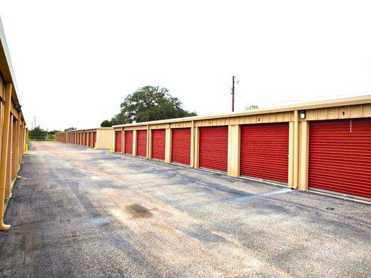 Beeville Storage & Rental