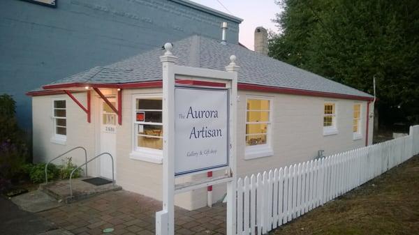 The Aurora Artisan