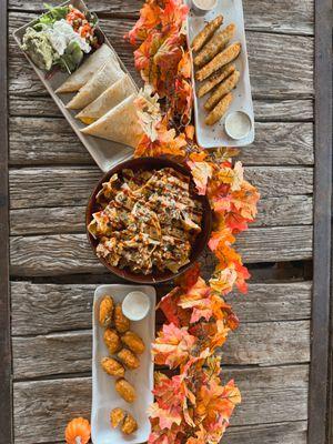 Nachos, quesadillas, fried pickles, jalapeño poppers, and more!