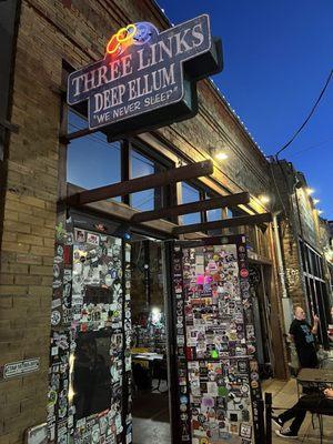 Three Links Deep Ellum