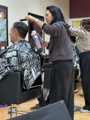 Men's haircut at FamilyCuts