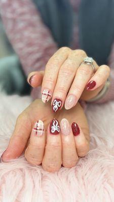 Christmas Nails 2025