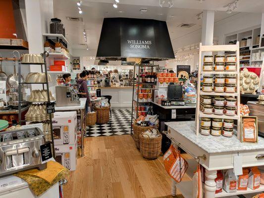 Williams-Sonoma