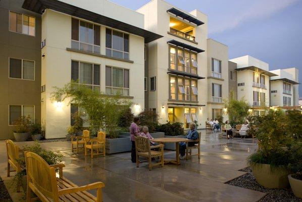 Devries Senior Housing
Photographer: Misha Bruk