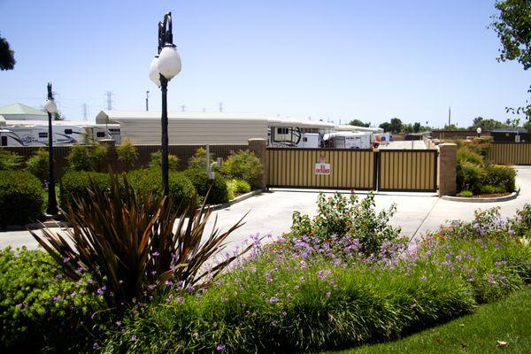 Derrel's Mini Storage