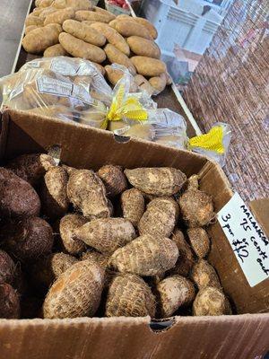 Malinga, baking potatoes
